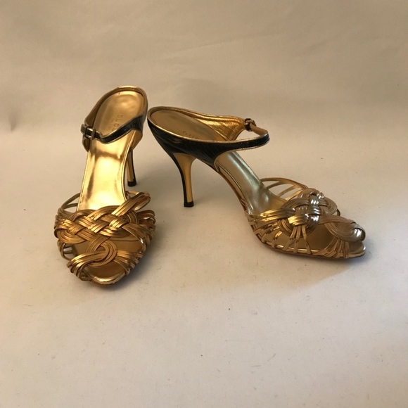 Gucci Gold and black patent mules - Picture 2 of 8